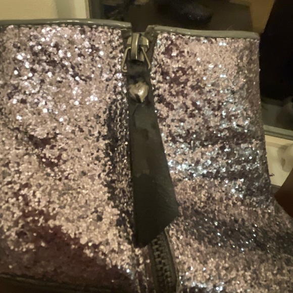 Vera Wang Princess Silver Sparkly Booties - Picture 10 of 11